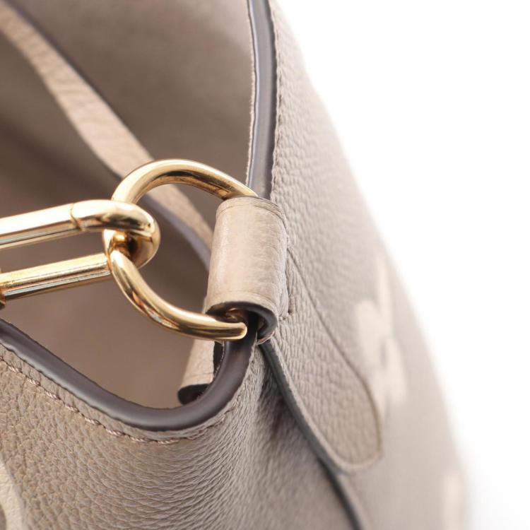 Pre Owned Louis Vuitton Neonoe Mm Two-Tone Handbag In Monogram Empreinte Leather  Beige