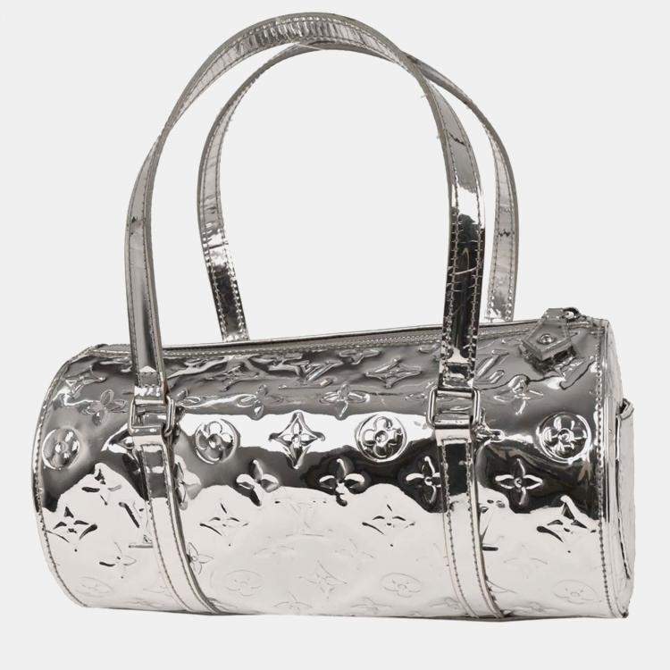 مملوكة مسبقًا Louis Vuitton Silver Monogram Miroir Papillon Handbag