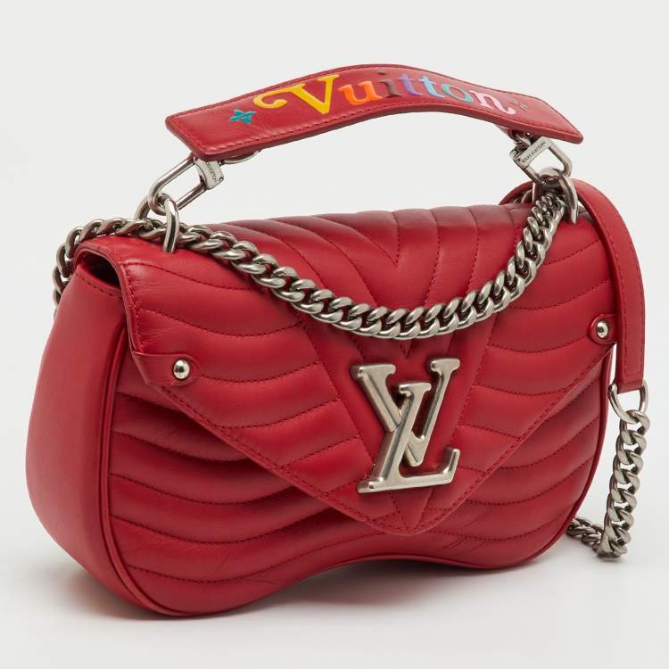 Pre Owned Louis Vuitton Ecarlate Leather New Wave Chain MM Bag