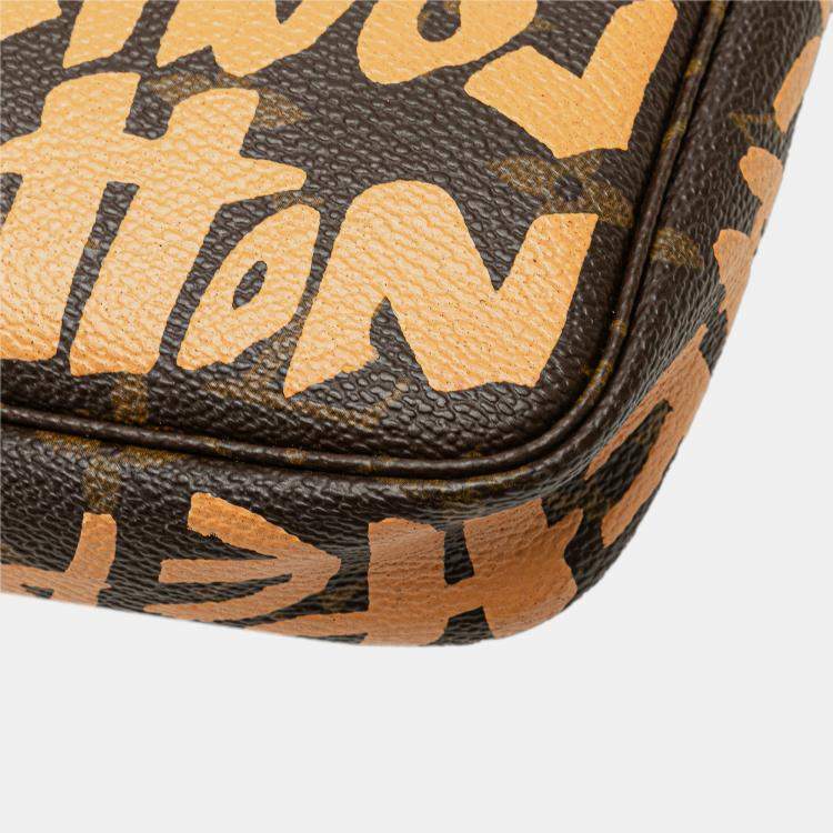 مملوكة مسبقًا Louis Vuitton Brown Stephen Sprouse Monogram Graffiti Pochette Accessoires