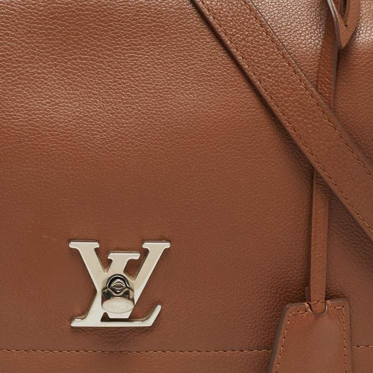 Pre Owned Louis Vuitton Brown Leather Lockme II Bag