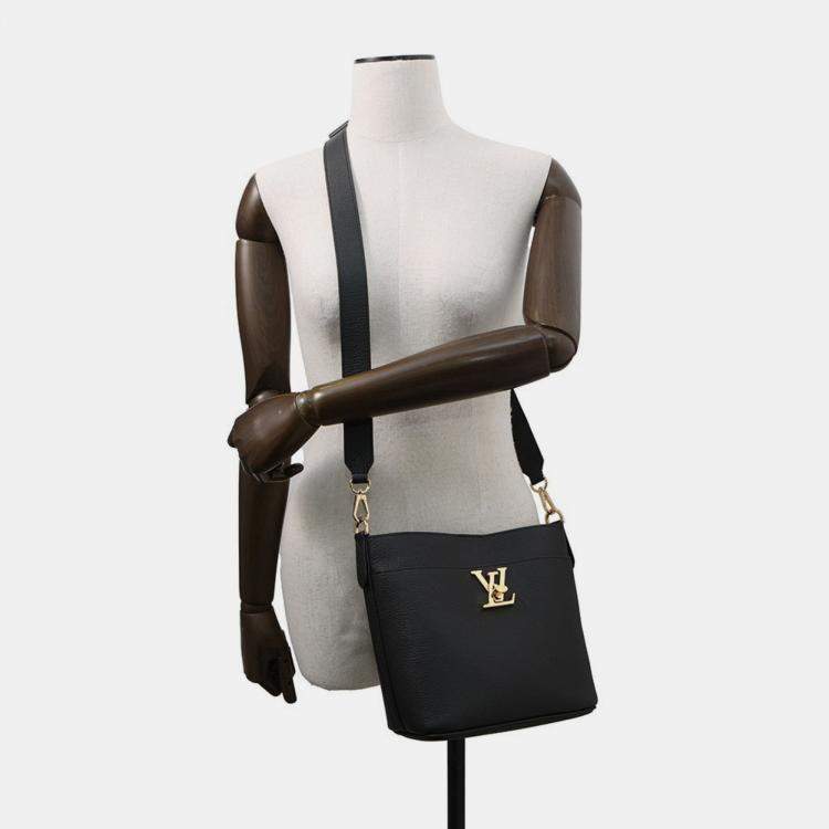 Pre Owned Louis Vuitton Rock & Walk Black Leather Shoulder Bag
