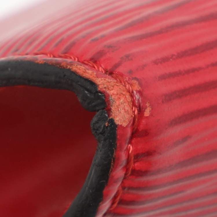 Pre Owned Louis Vuitton Castilian Red Epi Leather Pochette Accessoires Bag