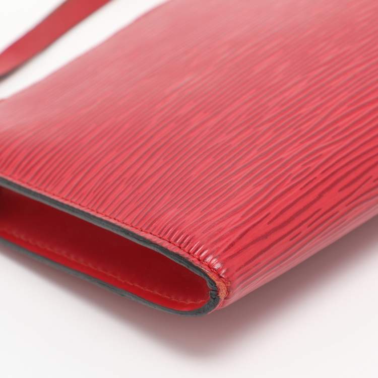 Pre Owned Louis Vuitton Castilian Red Epi Leather Pochette Accessoires Bag