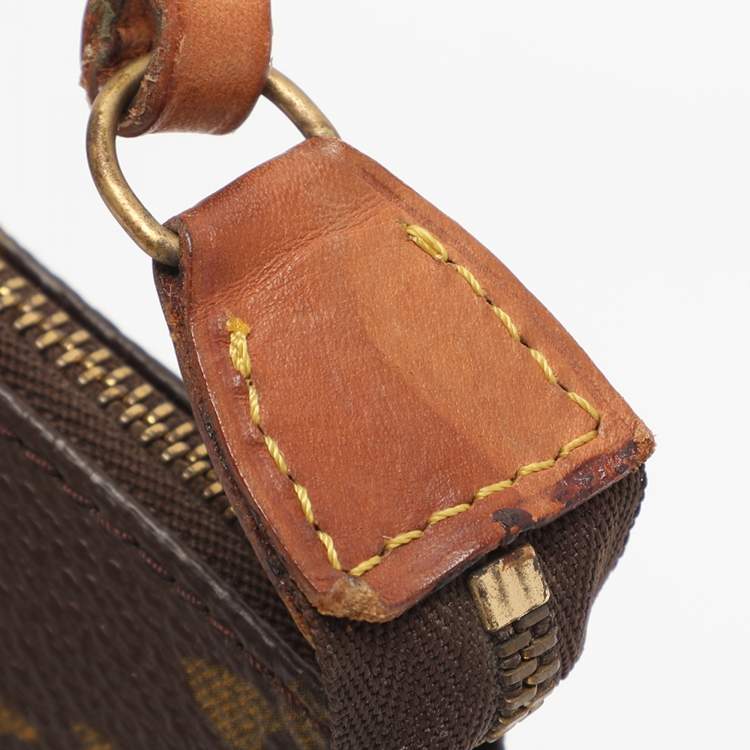 Pre Owned Louis Vuitton Monogram Canvas Pochette Accessoires