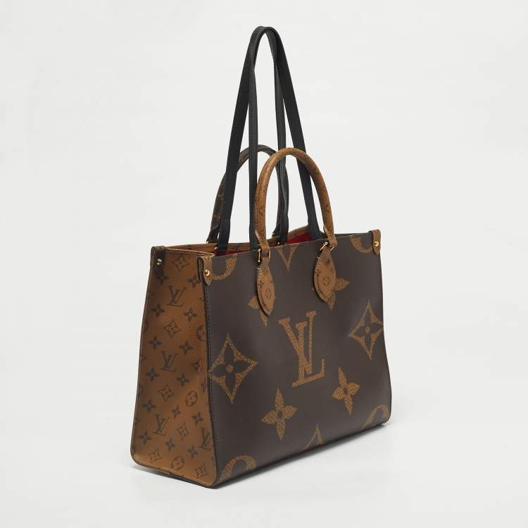 مملوكة مسبقًا Louis Vuitton Monogram Giant Reverse Canvas Onthego MM Bag