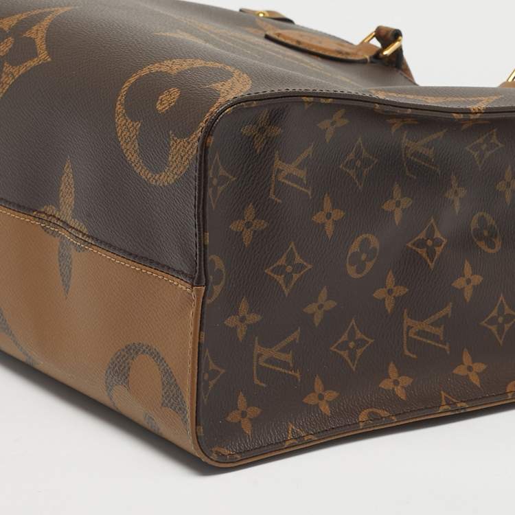 مملوكة مسبقًا Louis Vuitton Monogram Giant Reverse Canvas Onthego MM Bag