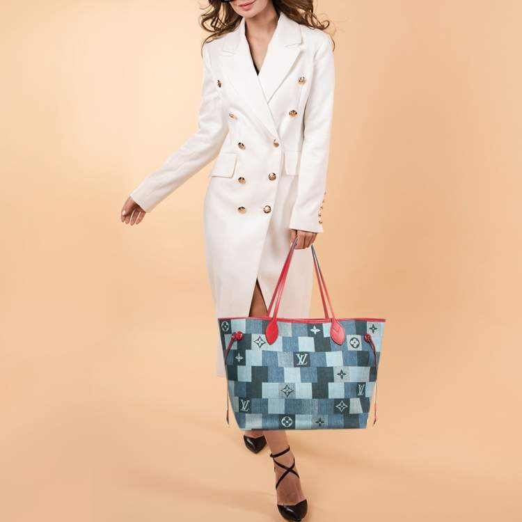 Pre Owned Louis Vuitton Blue/Rouge Damier Monogram Patchwork Denim Neverfull MM Bag