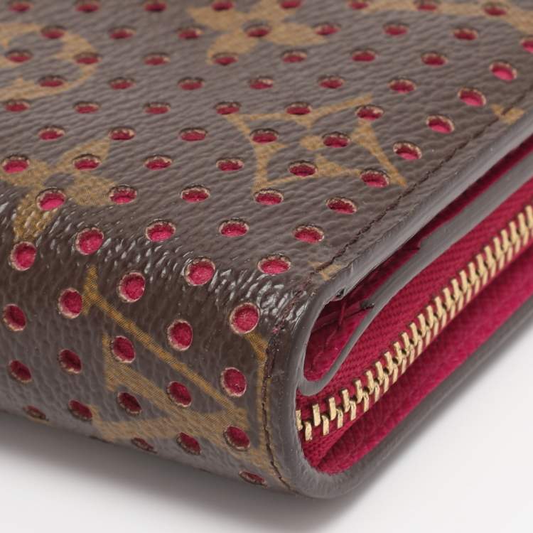 Pre Owned محفظة لوي فيتون محدودة الإصدار كانفاس مثقبة مونوجرامية