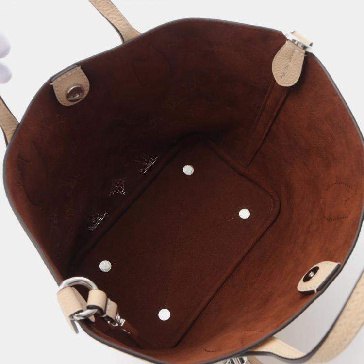 Pre Owned Louis Vuitton Blossom PM Beige Mahina Leather Shoulder Bag