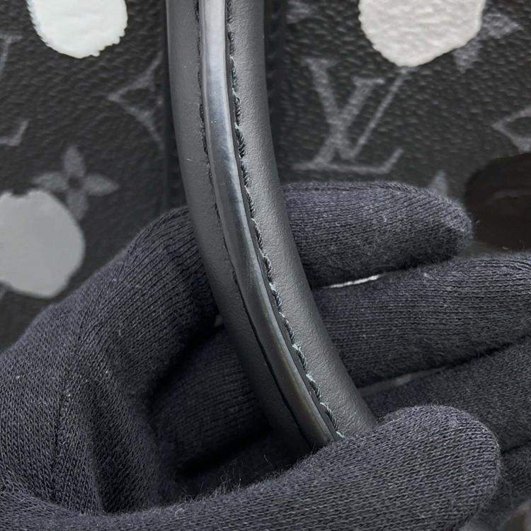 Pre Owned Louis Vuitton Monogram Eclipse Handbag With Painted Dots Lv X Yk Sac Plat Black