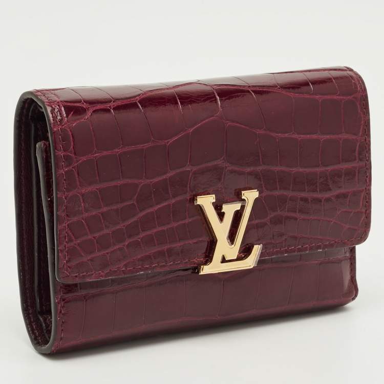 مملوكة مسبقًا Louis Vuitton Burgundy Crocodile Capucines Compact Wallet