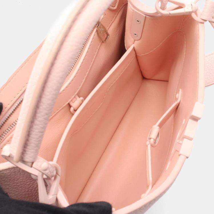 Pre Owned Louis Vuitton Capucines BB Pink Taurillon Leather Top Handle Bag