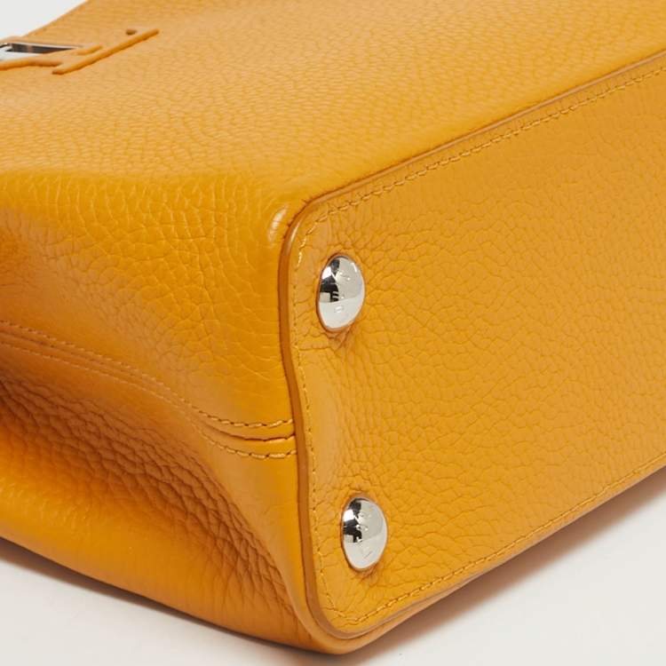 Pre Owned Louis Vuitton Safran Leather Capucines BB Bag