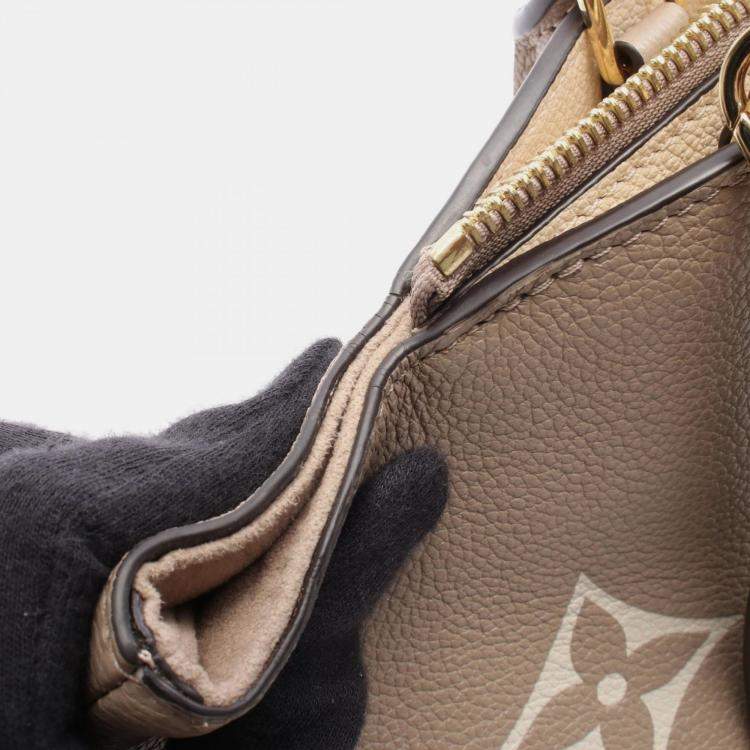 مملوكة مسبقًا Louis Vuitton Neutrals Bicolor Empreinte Monogram Giant Top Handle Bag