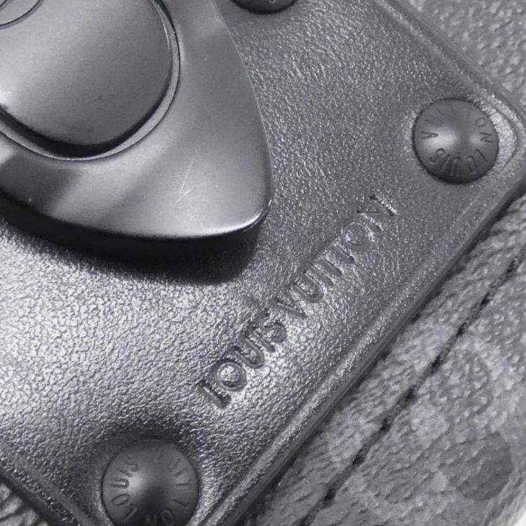 مملوكة مسبقًا Louis Vuitton Soul Trunk Monogram Eclipse Canvas Shoulder Bag