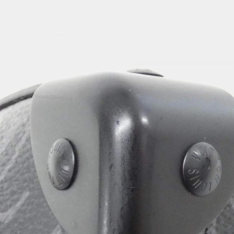 مملوكة مسبقًا Louis Vuitton Soul Trunk Monogram Eclipse Canvas Shoulder Bag