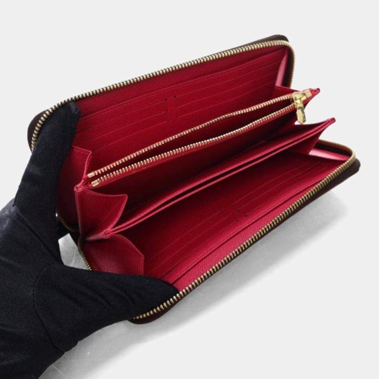 مملوكة مسبقًا Louis Vuitton Monogram Summer Trunks Monogram Canvas Zippy Wallet