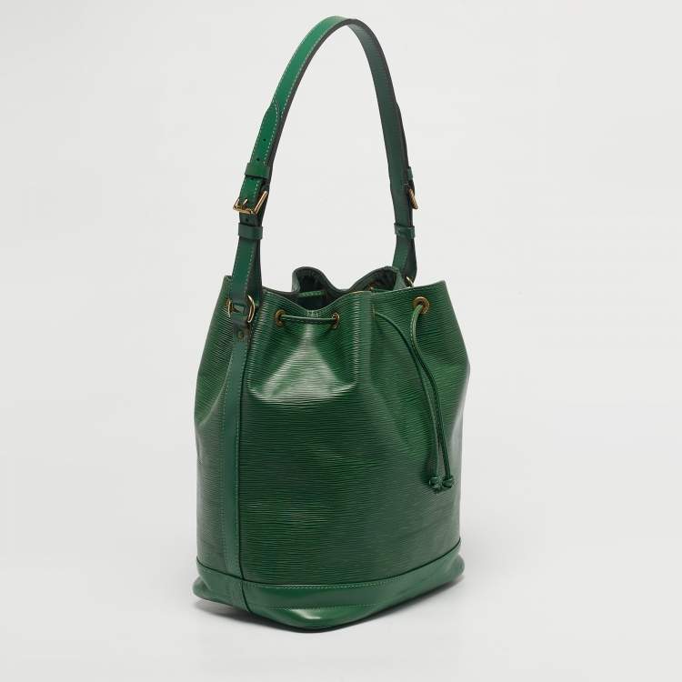 Pre Owned Louis Vuitton Borneo Green Epi Leather Noe Bag