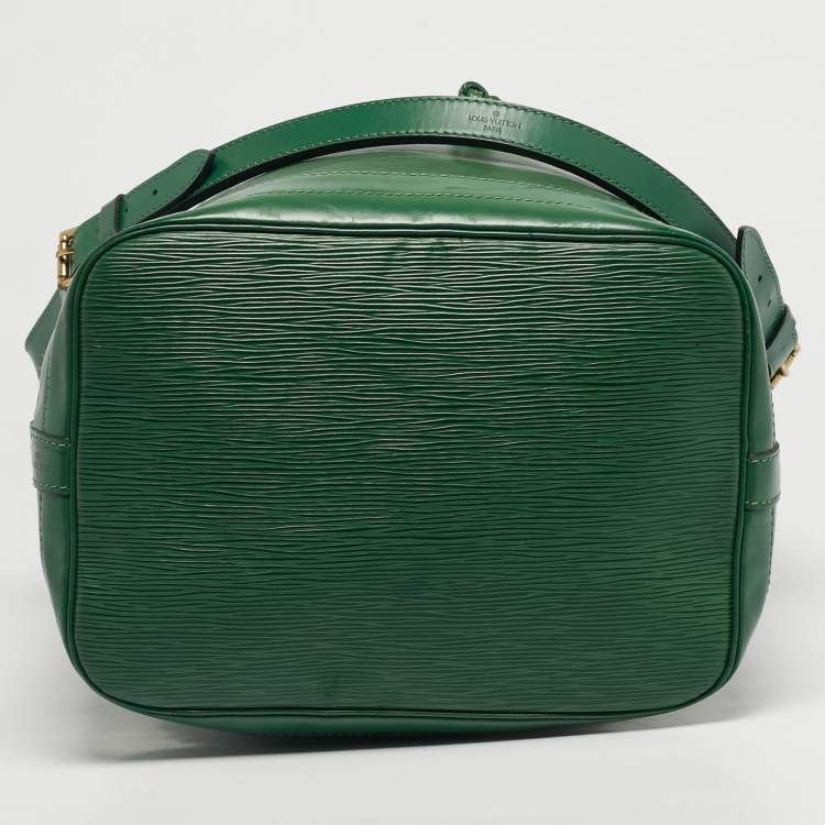 Pre Owned Louis Vuitton Borneo Green Epi Leather Noe Bag