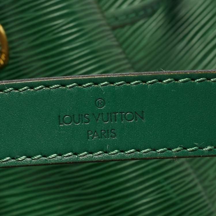 Pre Owned Louis Vuitton Borneo Green Epi Leather Noe Bag