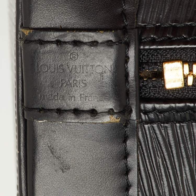 Pre Owned Louis Vuitton Black Epi Leather Alma PM Bag
