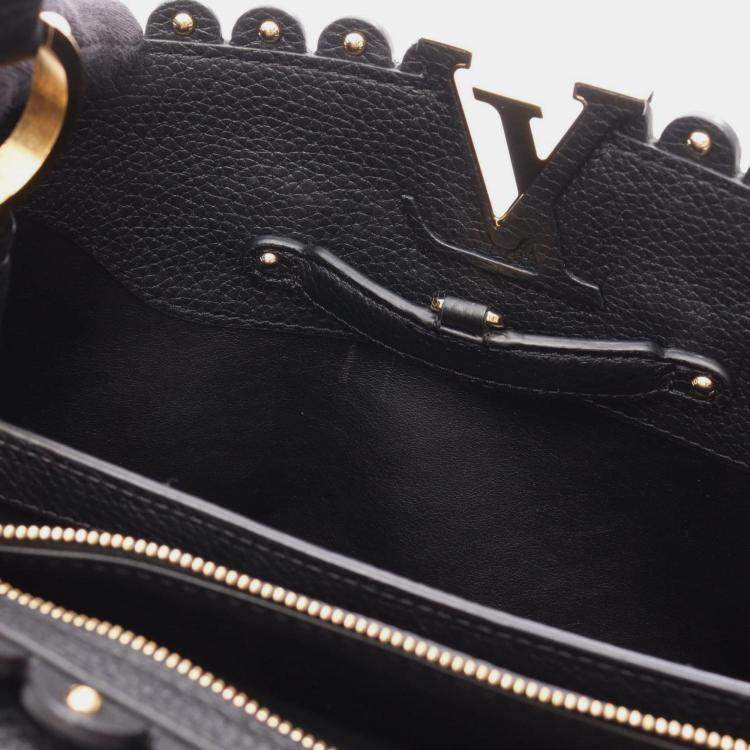 Pre Owned Louis Vuitton Capucines Pm Handbag In Taurillon Leather Black