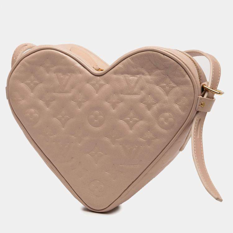مملوكة مسبقًا Louis Vuitton Pink Monogram Embossed Lambskin Fall In Love Sac Coeur