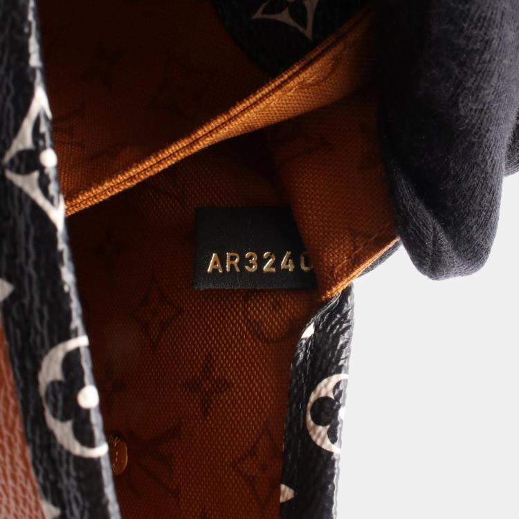 Pre Owned Louis Vuitton Neverfull MM Creme Monogram Giant Canvas Tote Bag