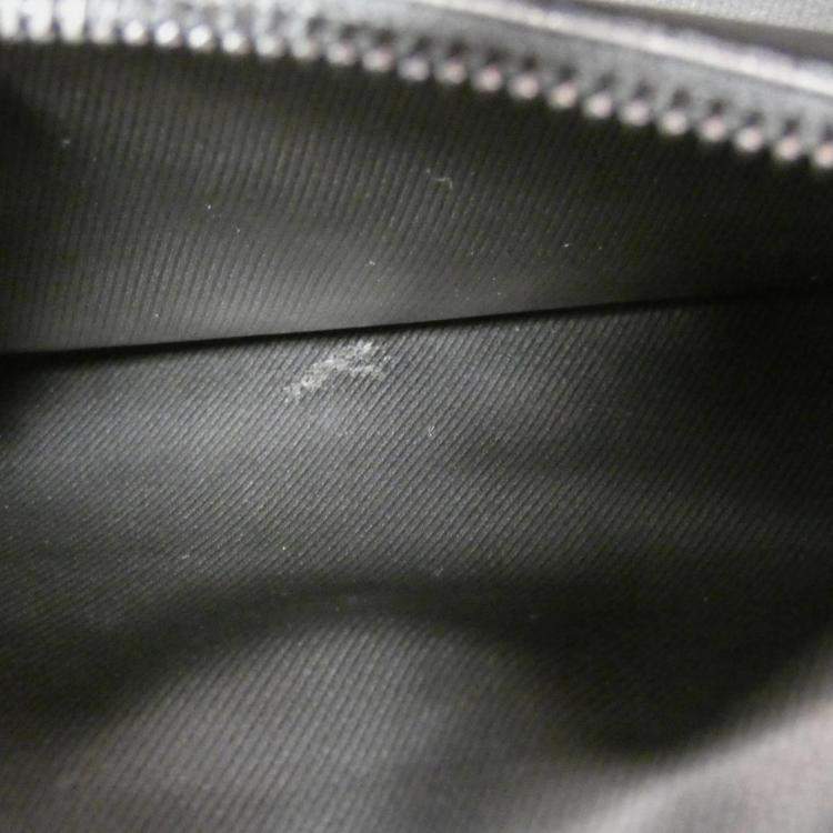 Pre Owned Louis Vuitton Black Nylon Lv Snow Dopp Kit Pouch