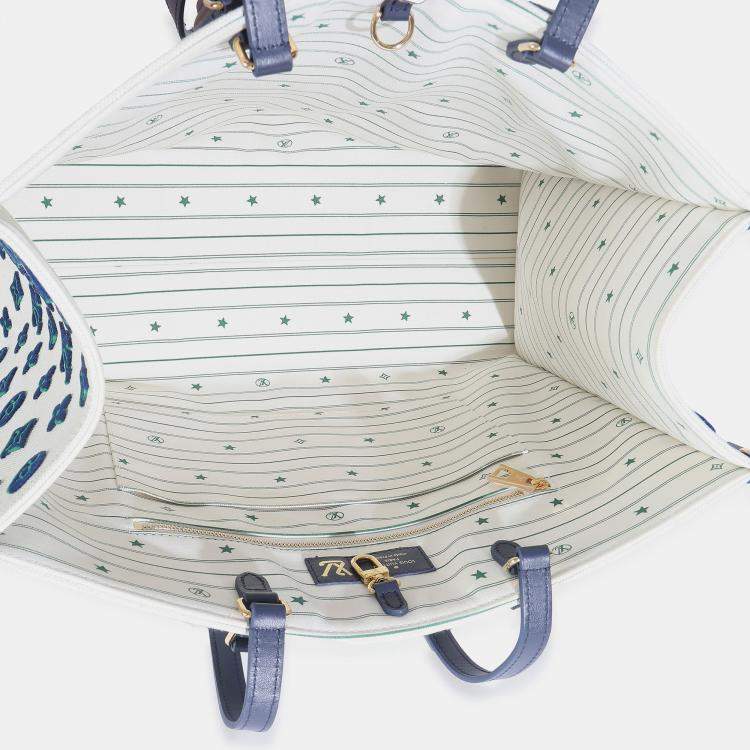 مملوكة مسبقًا Louis Vuitton Blue Beige Jacquard Embroidered Tufted Monogram Hamptons Onthego G