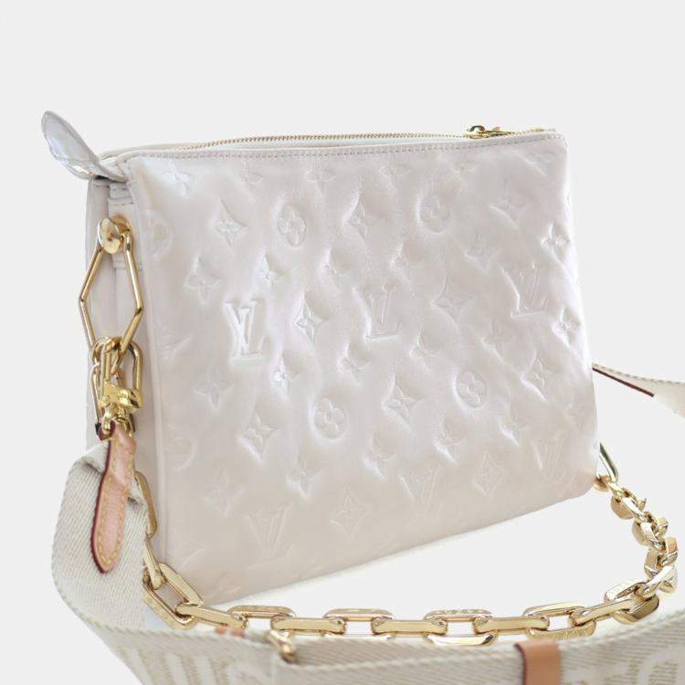 مملوكة مسبقًا Louis Vuitton White Embossed Lambskin Coussin PM
