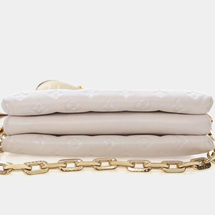 مملوكة مسبقًا Louis Vuitton White Embossed Lambskin Coussin PM
