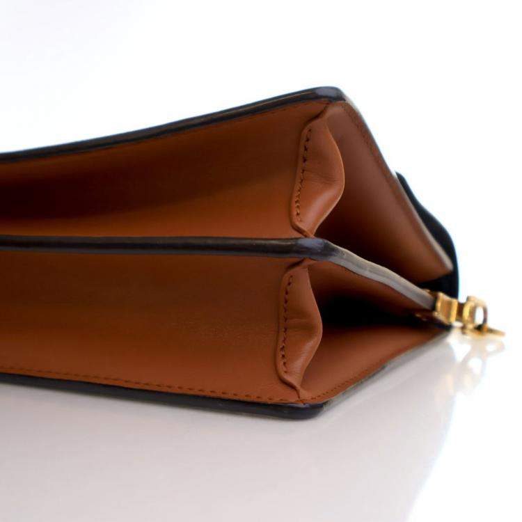 مملوكة مسبقًا Louis Vuitton Brown Monogram Dauphine MM