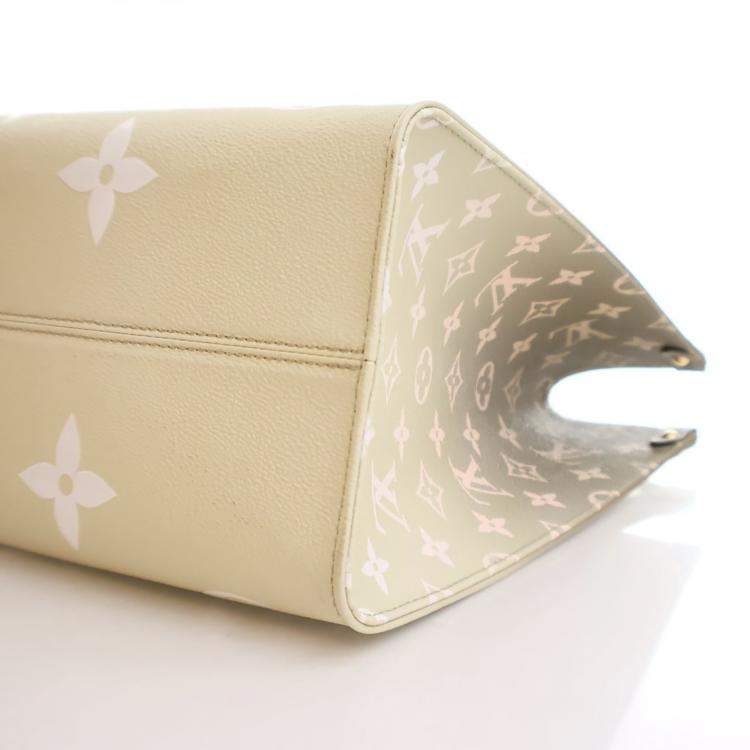 Pre Owned Louis Vuitton Monogram Giant Spring In The City OnTheGo MM