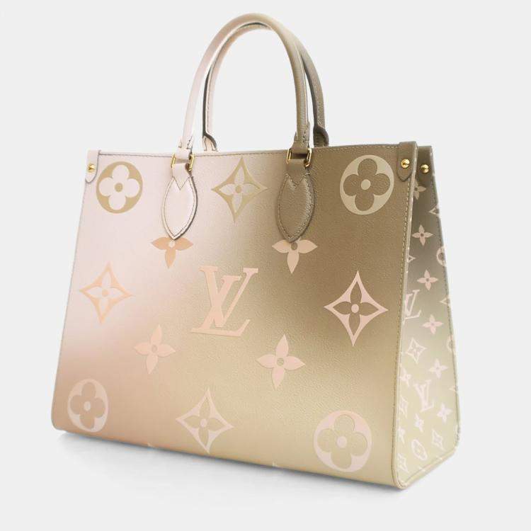 Pre Owned Louis Vuitton Monogram Giant Spring In The City OnTheGo MM
