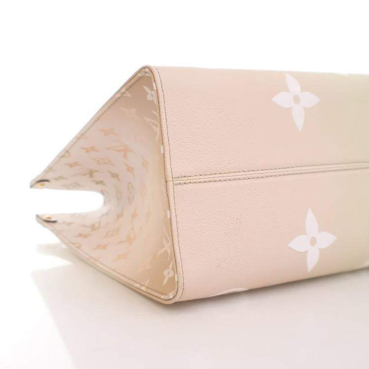 Pre Owned Louis Vuitton Monogram Giant Spring In The City OnTheGo MM