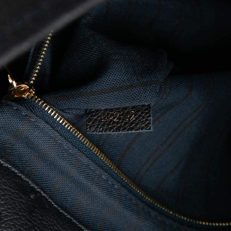 مملوكة مسبقًا Louis Vuitton Blue Monogram Empreinte Artsy MM