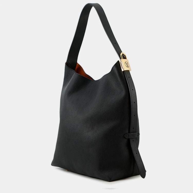 Pre Owned Louis Vuitton Lowkey Hobo Mm Shoulder Bag In Grained Calfskin Leather Black