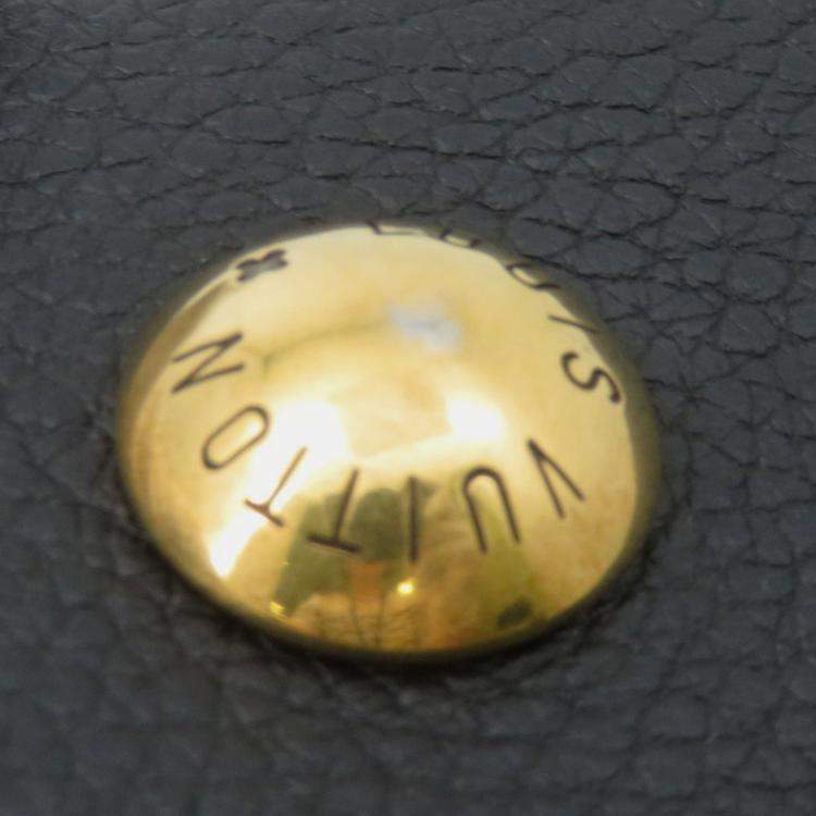 Pre Owned Louis Vuitton Lowkey Hobo Mm Shoulder Bag In Grained Calfskin Leather Black