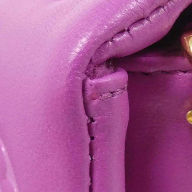 مملوكة مسبقًا Louis Vuitton Coussin Belt Bag