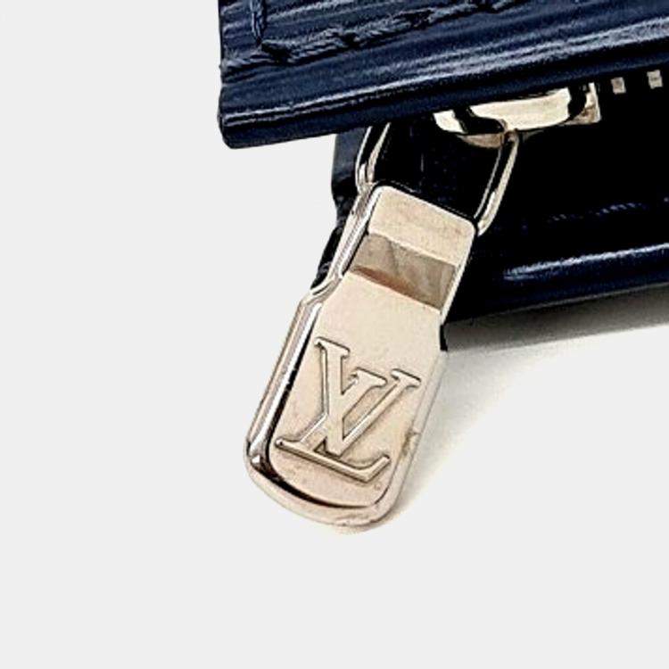 Pre Owned Louis Vuitton Blue Leather Epi Pochette Toilette 26