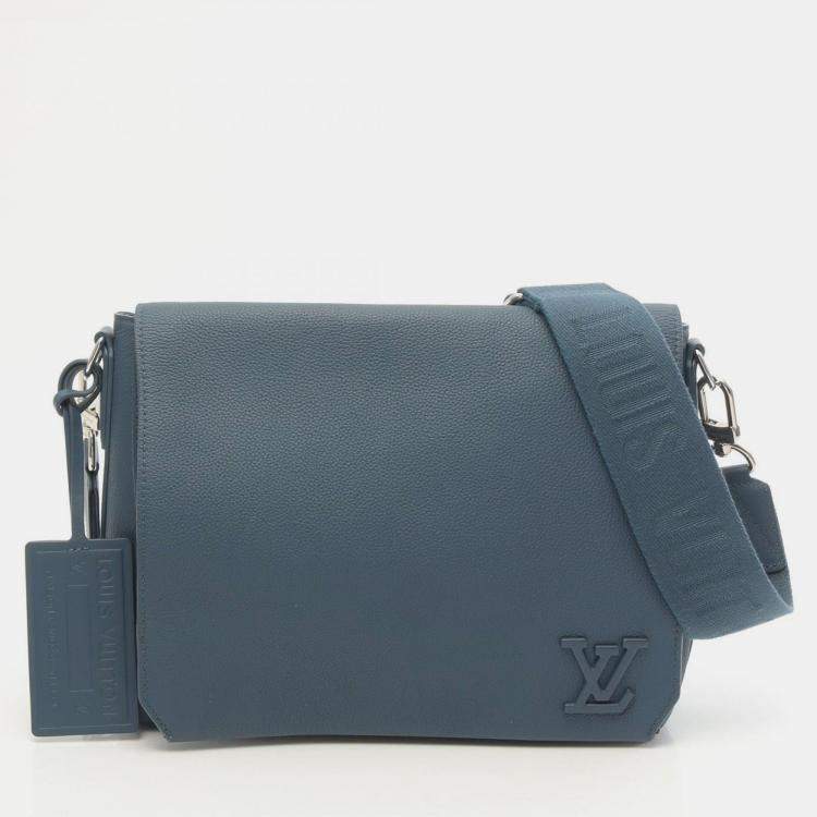 Pre Owned Louis Vuitton Aerogram Takeoff Green Tone Leather Shoulder Bag