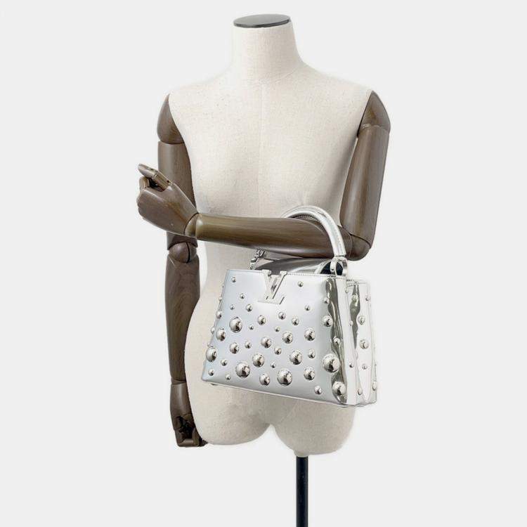 Pre Owned Louis Vuitton Capucines Metal Dots Silver Leather Size Bb