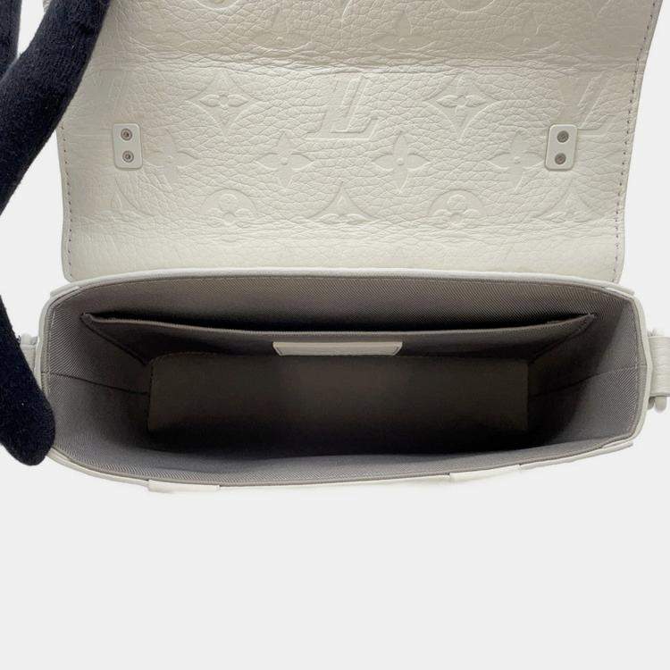 Pre Owned Louis Vuitton Flap Soft Trunk Messenger White Taurillon Leather