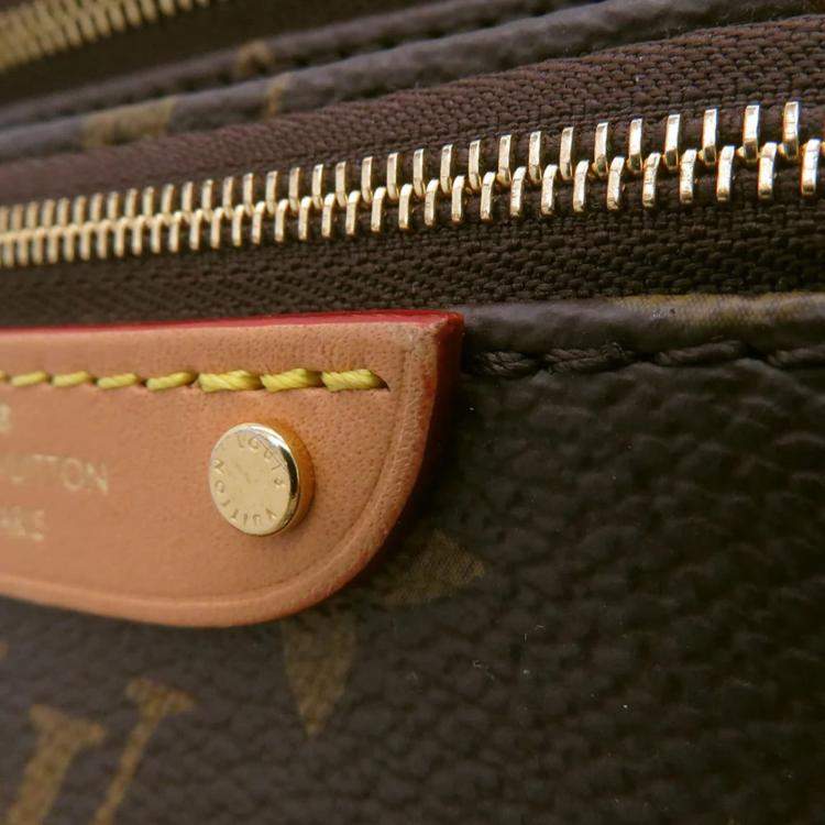 مملوكة مسبقًا Louis Vuitton Mini Bumbag Brown Monogram