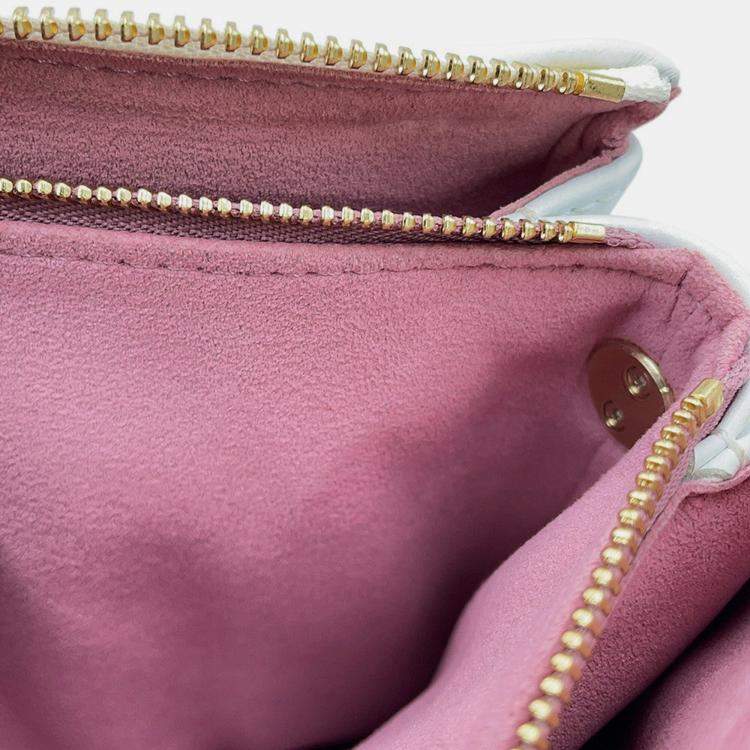 Pre Owned Louis Vuitton Coussin Blanc/Pink Monogram Lamb Leather Size Pm