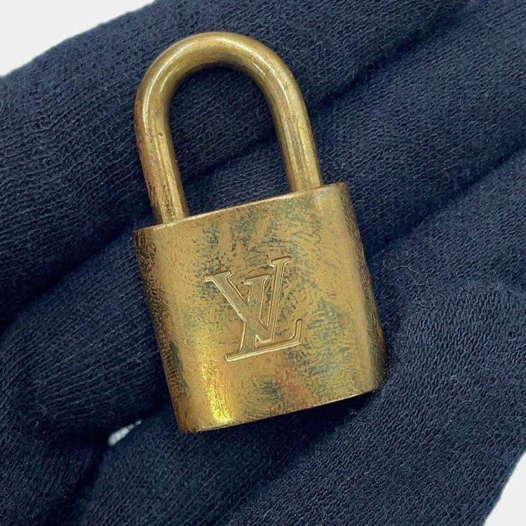 مملوكة مسبقًا Louis Vuitton Ellipse Red Damier Ebene Canvas Size PM