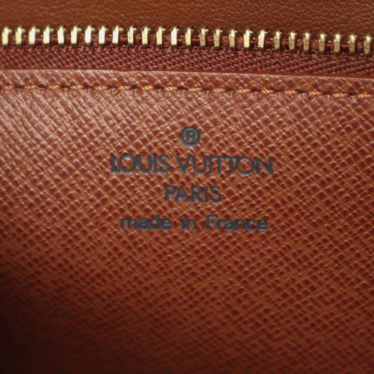 مملوكة مسبقًا Louis Vuitton Saint Cloud GM Brown Monogram Canvas Leather Crossbody Bag