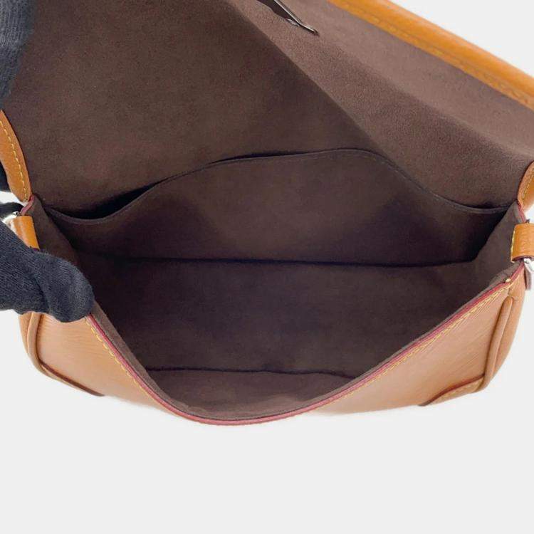 مملوكة مسبقًا Louis Vuitton Busy Nm Gold Epi Leather